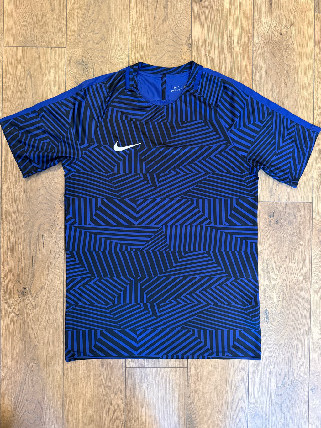 Nike Dri-Fit Chevron Stripe Shirt - Blue/Black