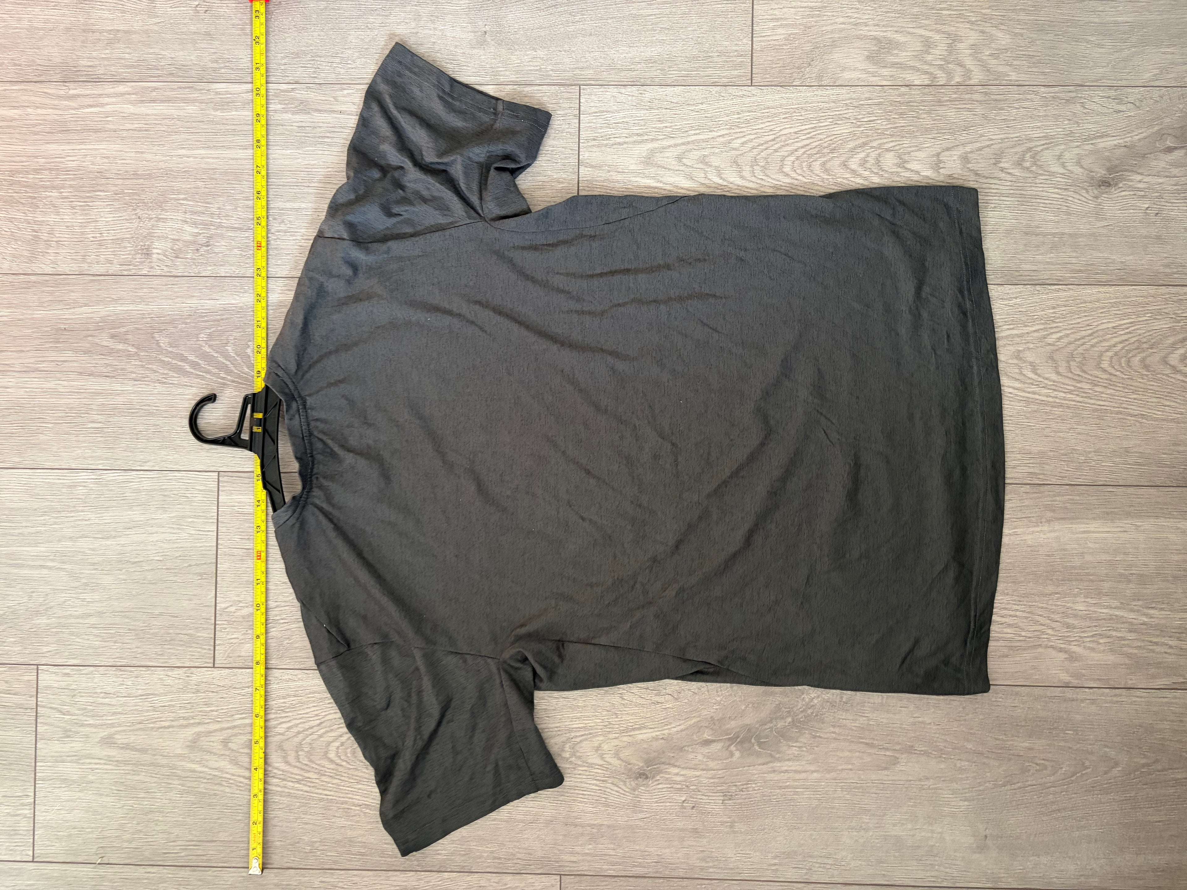 Nike Dri-Fit Crew Tee - Grey