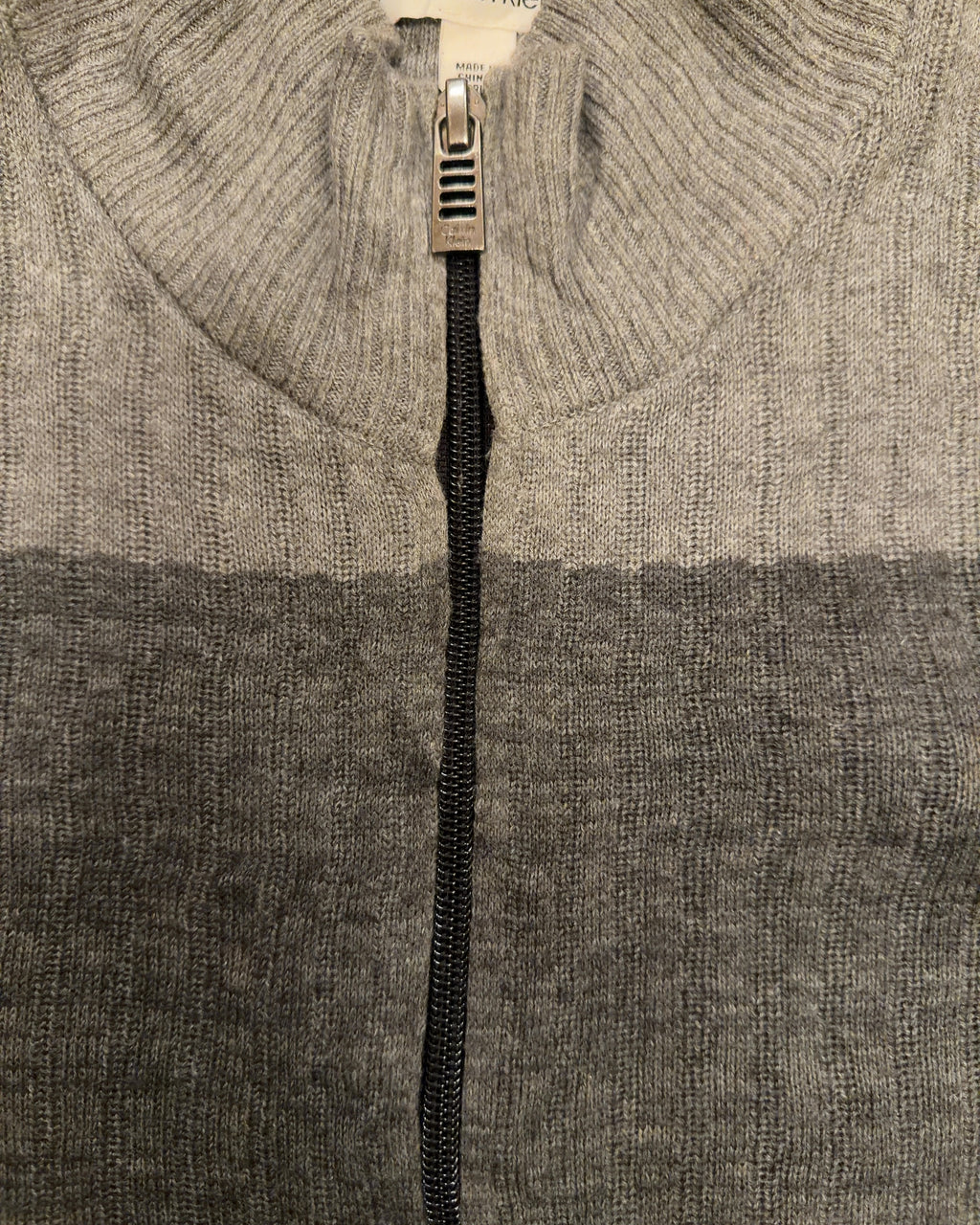 AMT-075 Knit / detail
