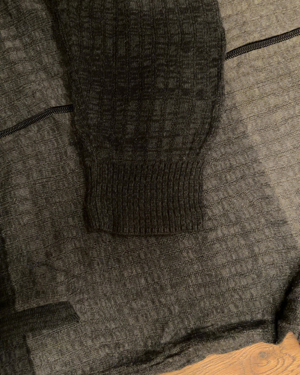 AMT-075 Cuff & hem