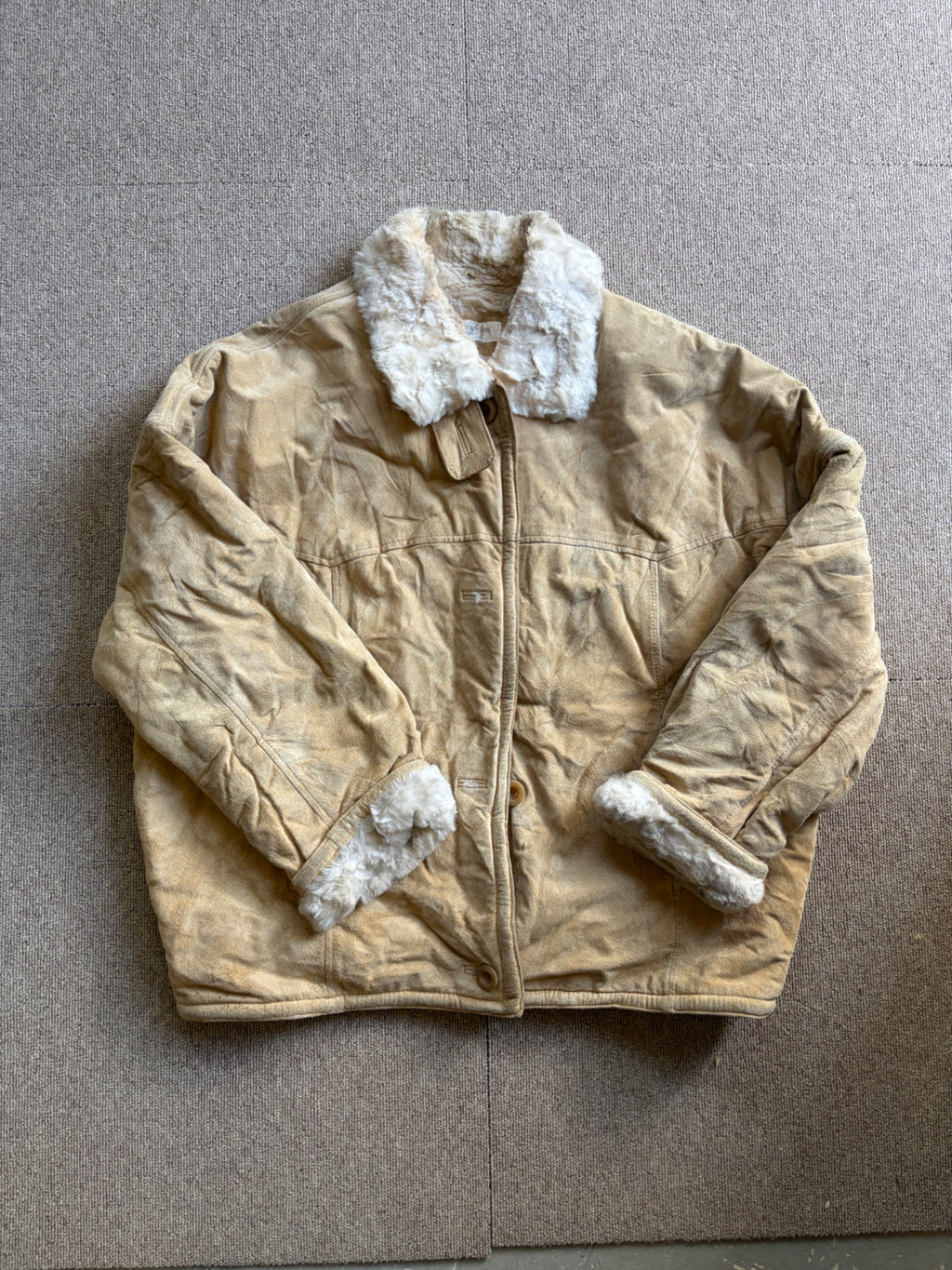 AMT-092 Front, closed