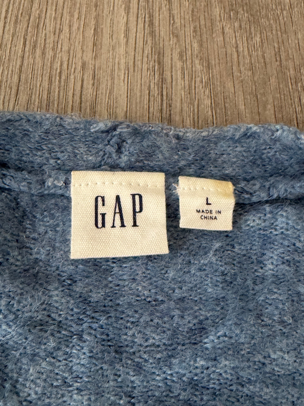 AMT-120 Neck label