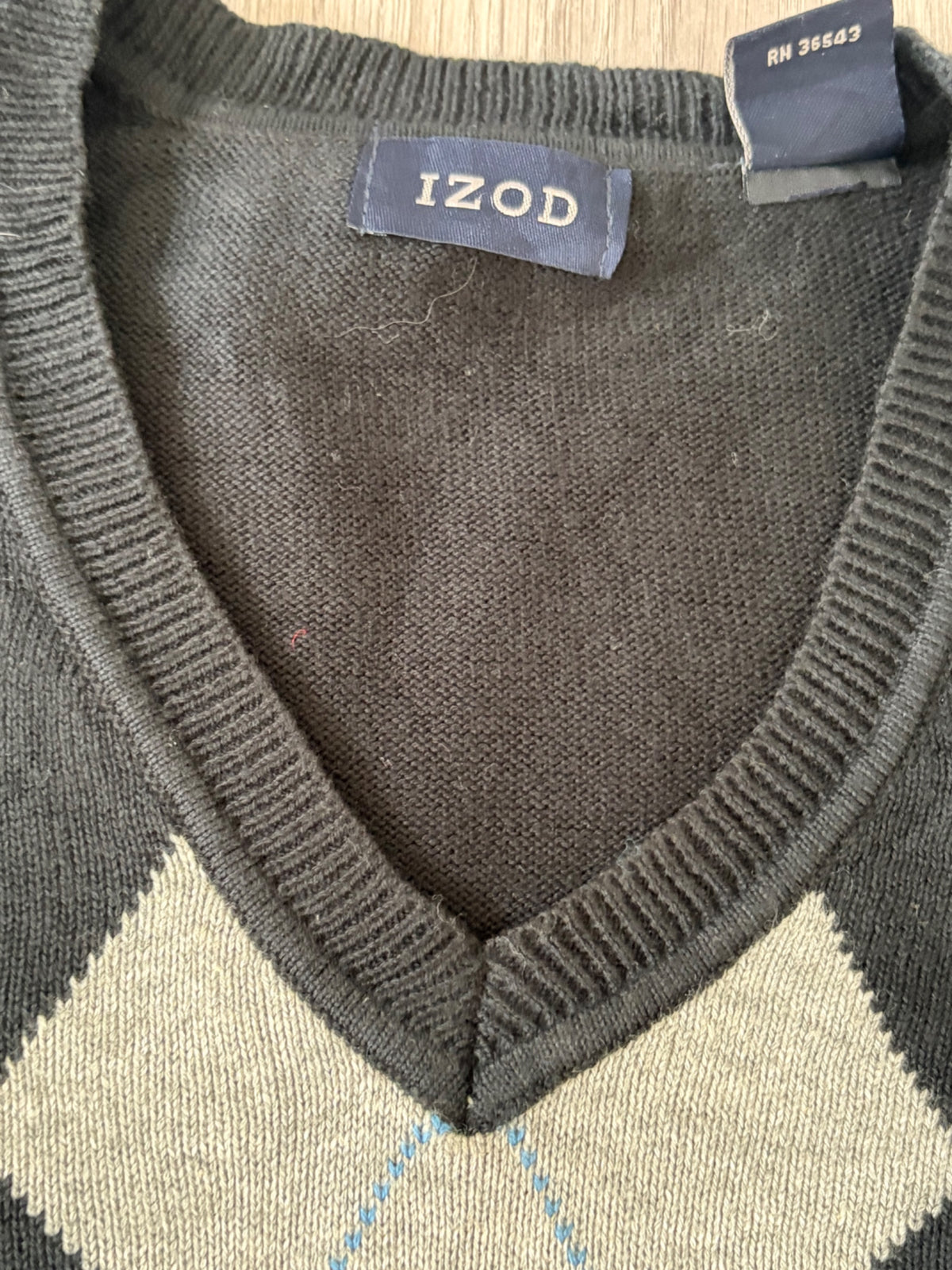 AMT-132 Neck label