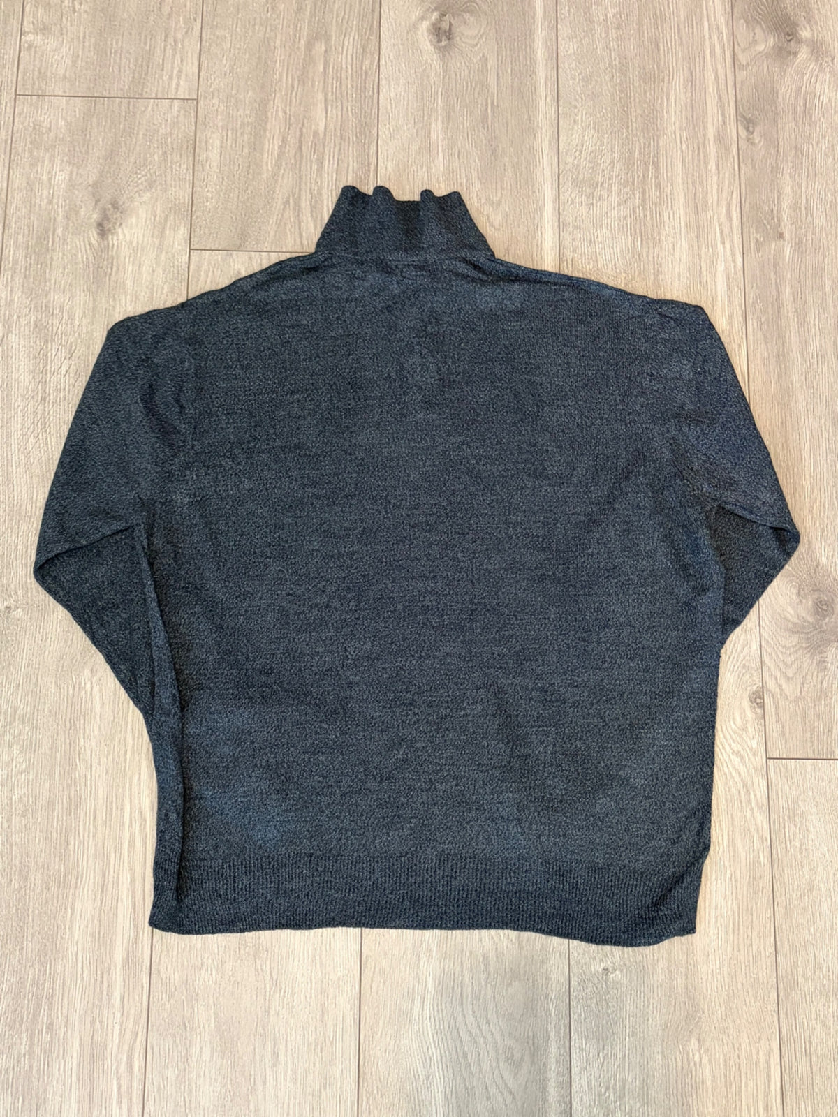 AMT-140 Back, flat