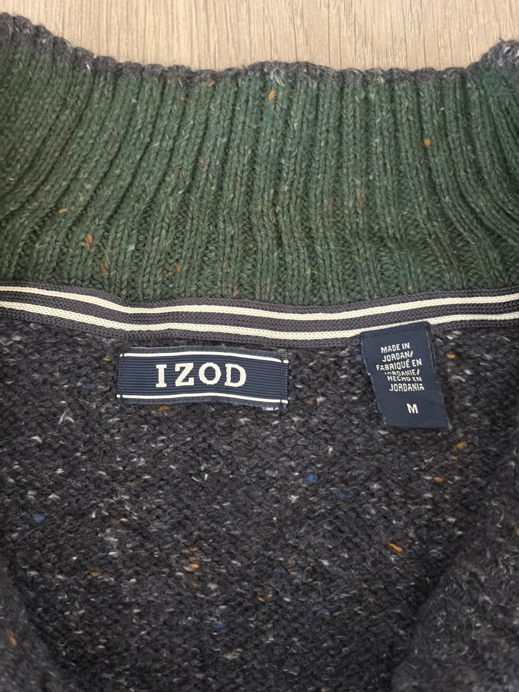 AMT-141 Knit / detail