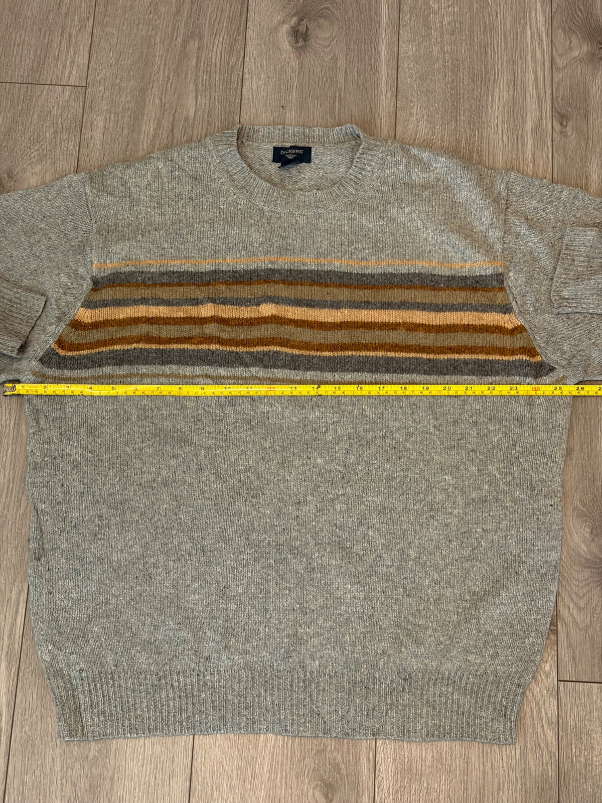 AMT-142 Neck label