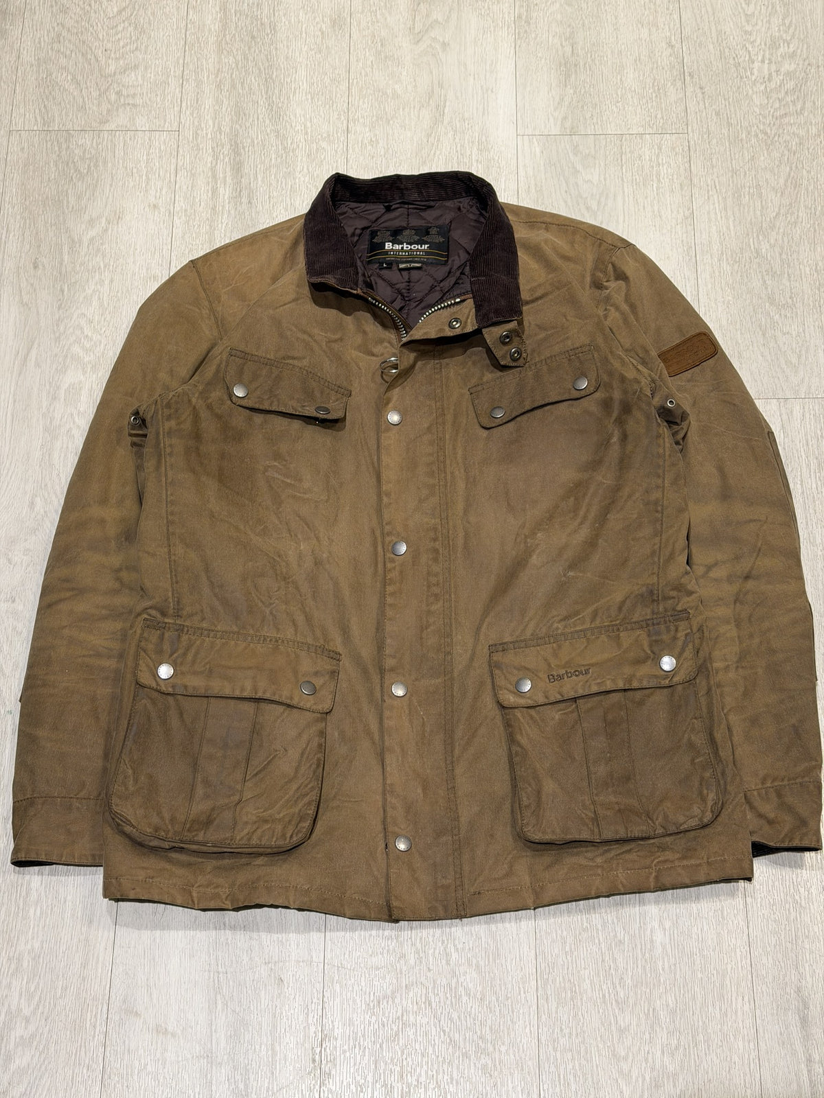 AMT-166 Front, flat