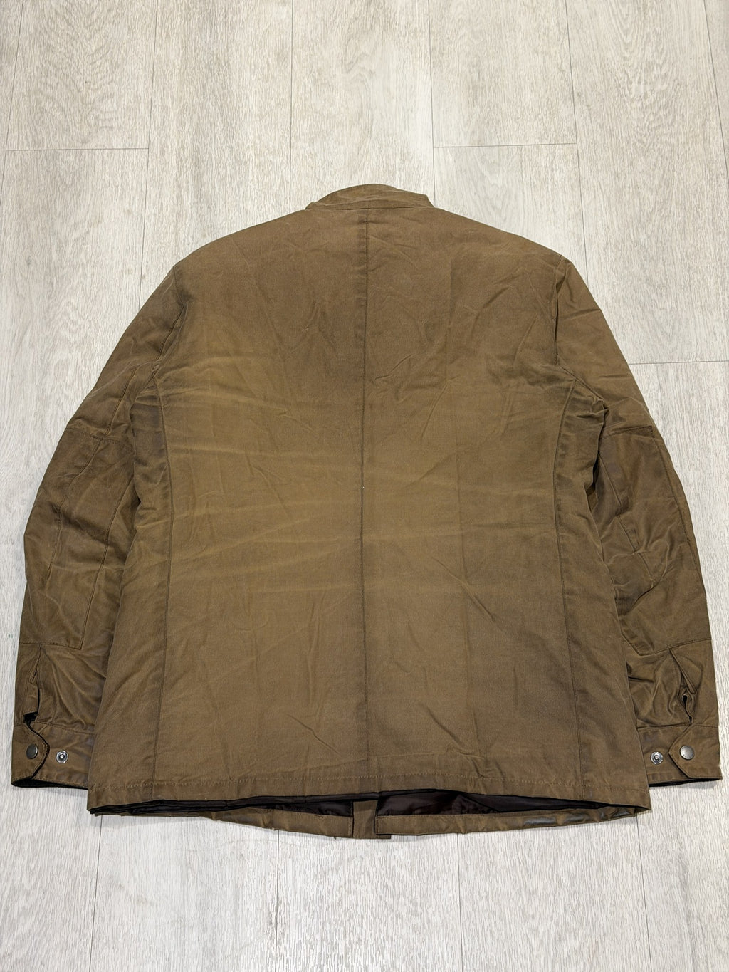 AMT-166 Back, flat