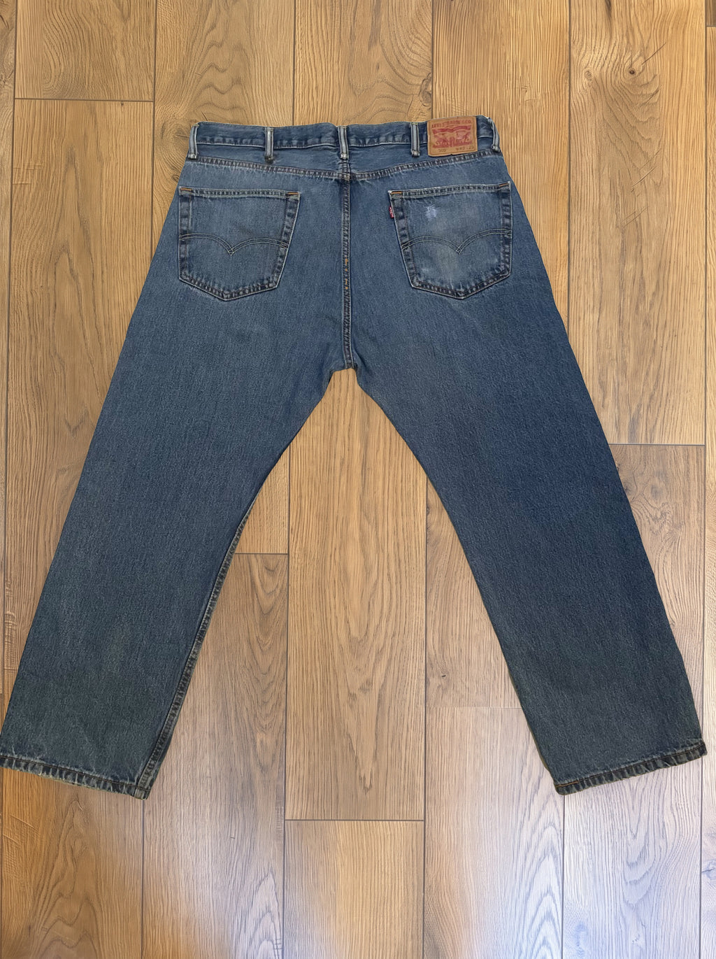 Vintage Levi's 505 jeans in light blue wash — back