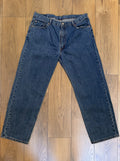 Vintage Levi's 550 jeans in classic blue — detail