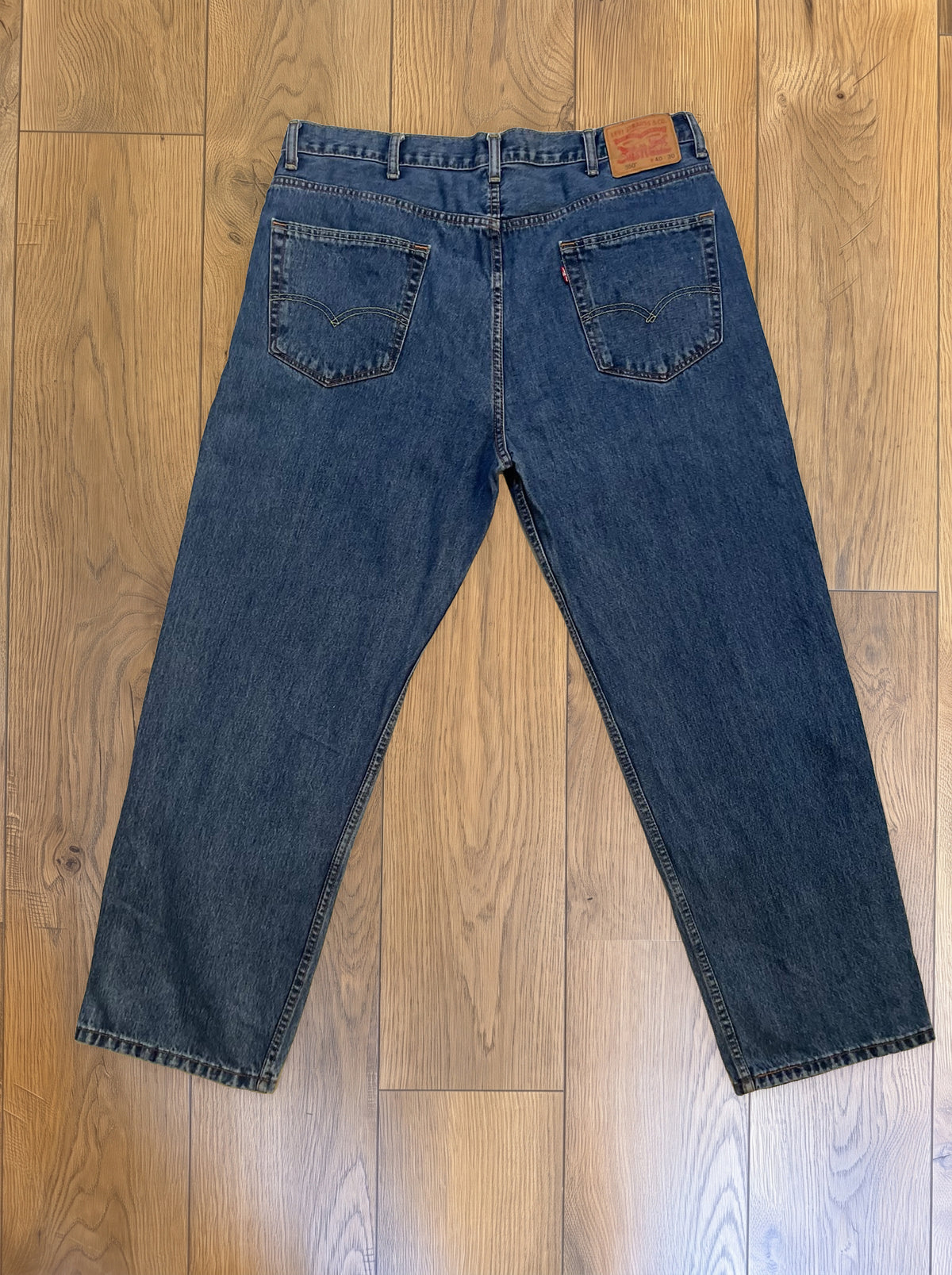 Vintage Levi's 550 jeans in classic blue — back