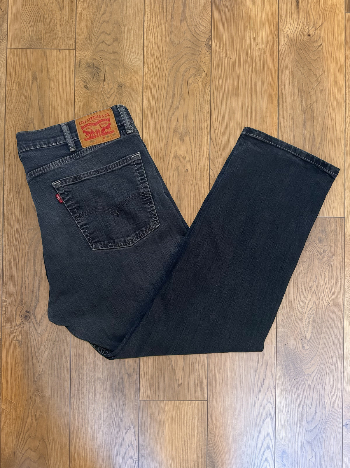 Vintage Levi's 505 jeans in dark indigo — folded